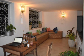 Гостиница Riverman Hotel  Занзиба́р
